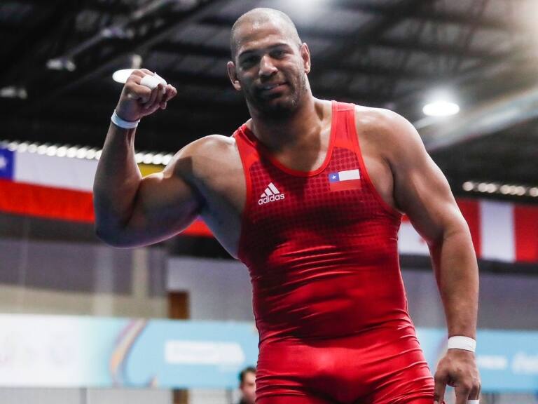 Medalla 28 de oro para Chile: Yasmani Acosta defiende con éxito su título en los Juegos Sudamericanos 2022
