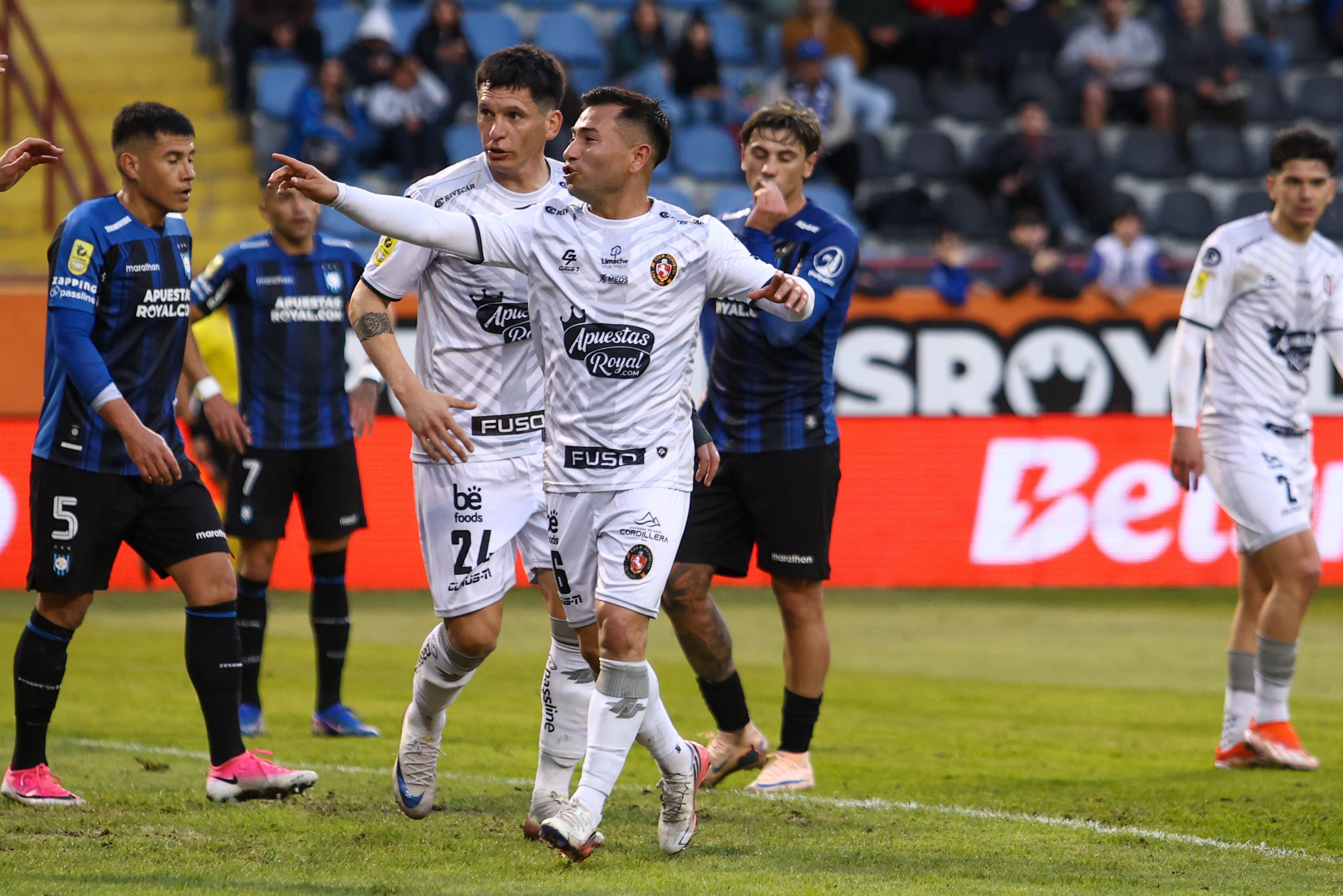 Deportes Limache desnuda toda la irregularidad de Huachipato