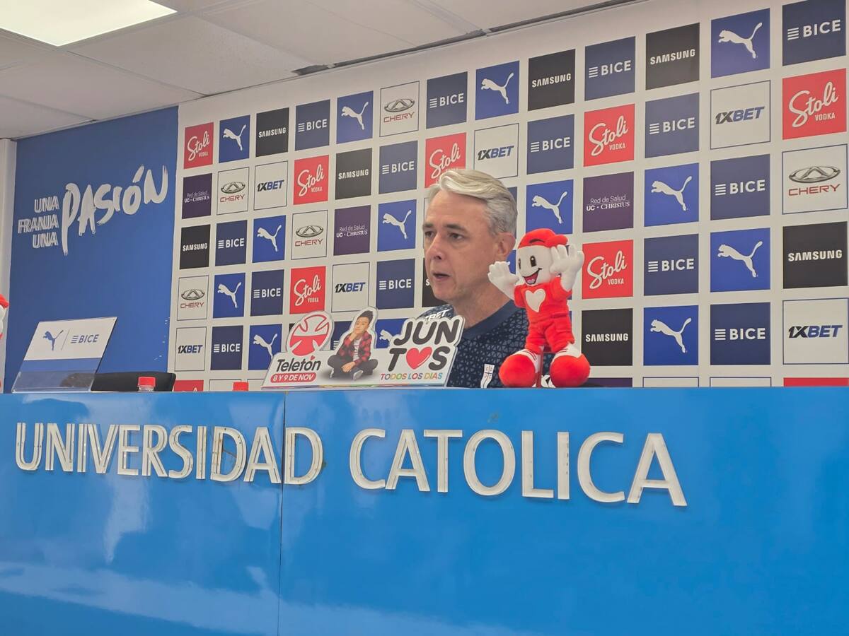 Tiago Nunes reconoce charlas con Gonzalo Tapia ante su eventual salida de la UC: “Le dije los clubes a los que no debería ir en Brasil”