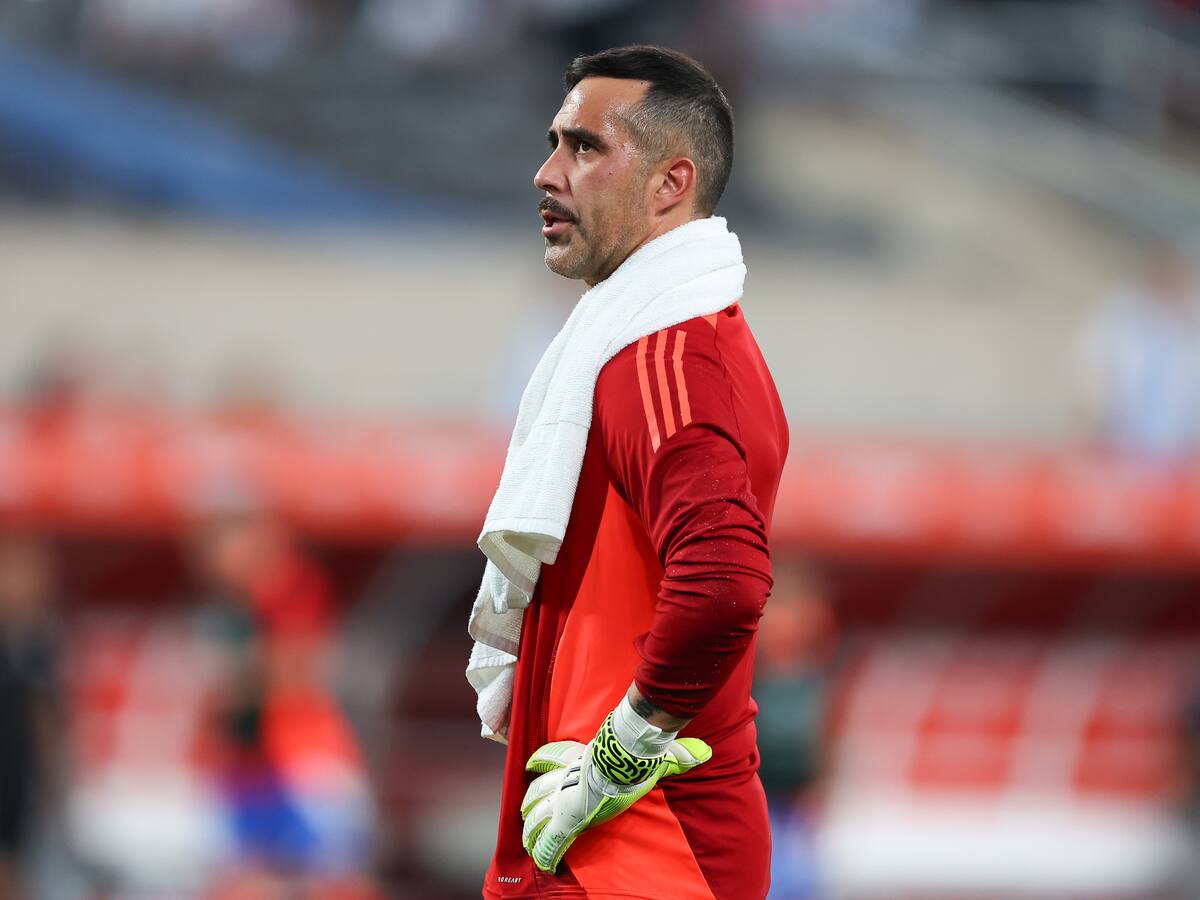 “Es una maravillosa ciudad”: “Chapa” Fuenzalida aborda el posible destino de Claudio Bravo tras la Copa América 2024
