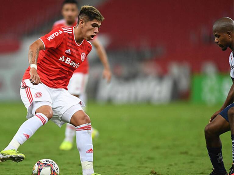 Desde Brasil cierran toda posibilidad que Carlos Palacios se transforme en nuevo refuerzo de Colo Colo