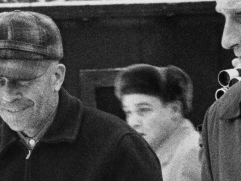 ¿Quién fue Ed Gein? El criminal cuya historia inspira la nueva temporada de la serie “Monstruo” de Netflix