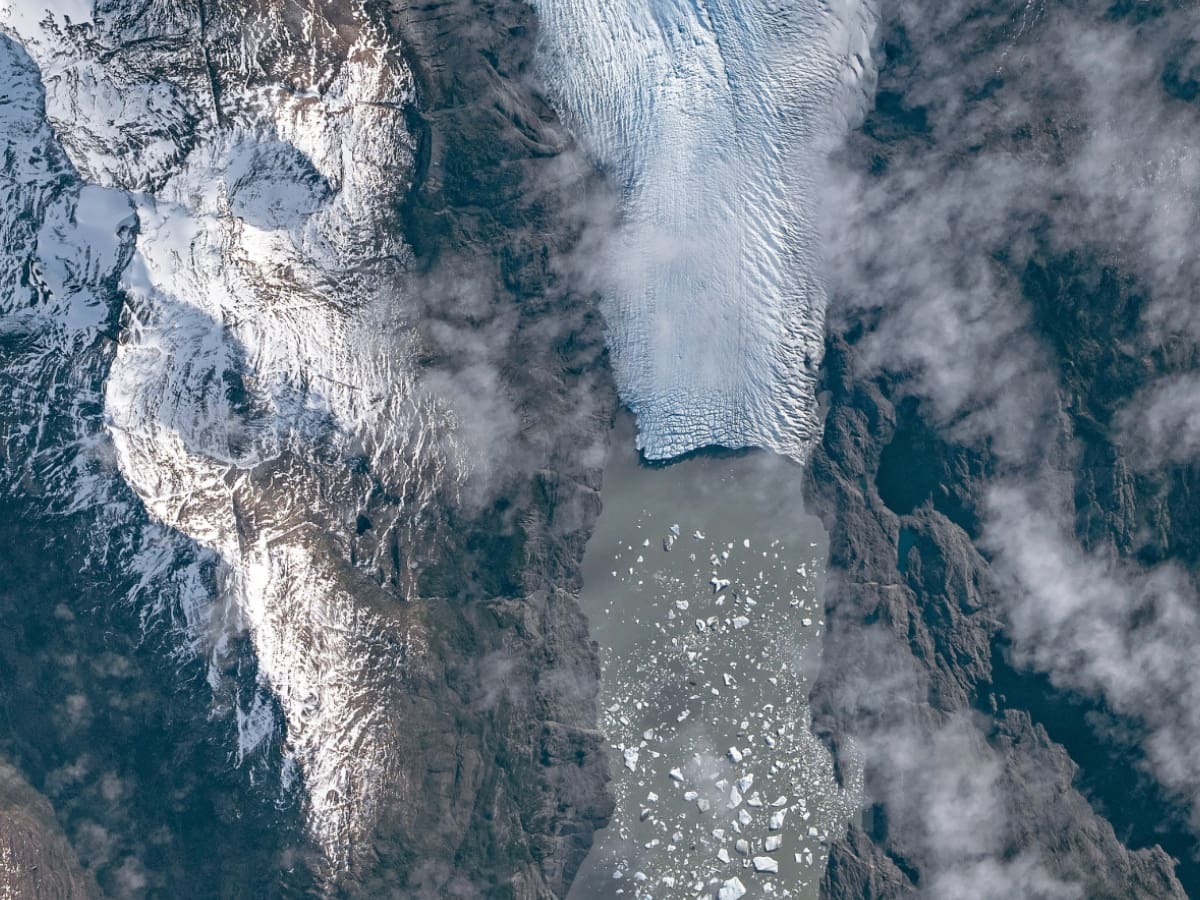 NASA publica impresionantes imágenes del glaciar Tyndall en el sur de Chile tomadas desde el espacio mostrando su retroceso