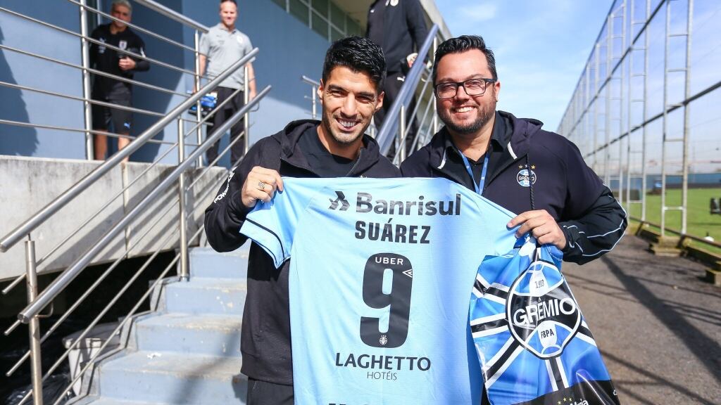 Luis Suárez llega a acuerdo para ser nuevo jugador del Gremio de Brasil