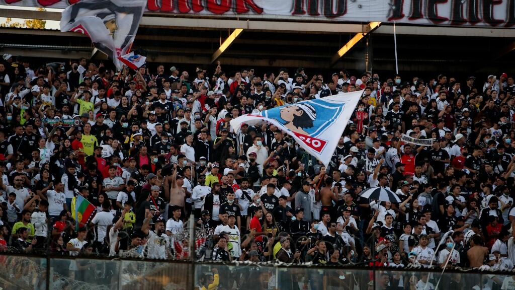 Colo Colo es el equipo con mejor promedio de asistencia al estadio en el primer semestre
