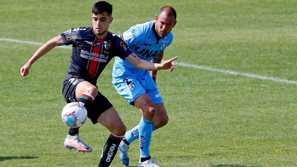 16 de Septiembre del 2020/SantiagoRenato Tarifeño(i) y Lucas Aveldaño(d) ,durante el partido valido por la undécima fecha del Campeonato Nacional AFP PlanVital 2020, entre Palestino vs Deportes Iquique, disputado en el estadio Municipal de la Cisterna
FOTO:FRANCISCO LONGA/AGENCIAUNO