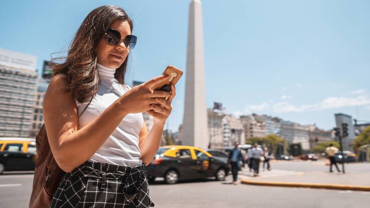 Claro Chile compensará a clientes afectados por cobros indebidos por roaming en Argentina: así se devolverá el dinero