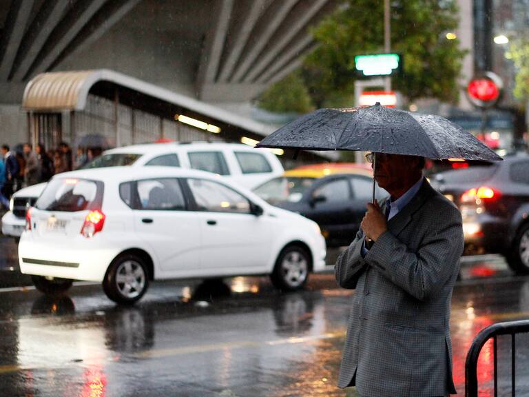 Lluvia en Santiago continuará la próxima semana: este será el “día clave” para las nuevas precipitaciones