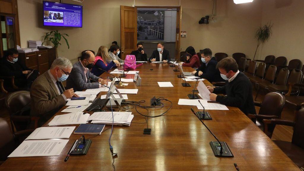 27 DE SEPTIEMBRE DE 2021/VALPARAISOVista general de la Comisión de Constitución de la Cámara de Diputados, que continúa la votación de indicaciones al proyecto de cuarto retiro de fondos de pensiones.
FOTO: LEONARDO RUBILAR CHANDIA/AGENCIAUNO