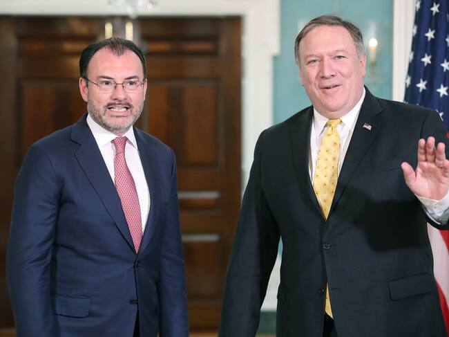 Luis Videgaray junto a Mike Pompeo