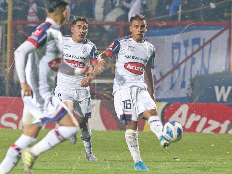 Melipilla cayó ante Santa Cruz y se transformó en el primer descendido en la Primera B