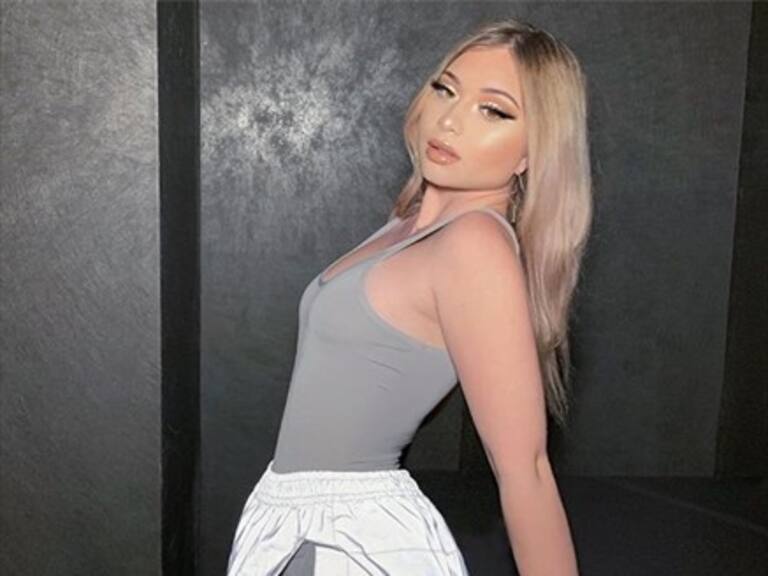 Hermana de Paloma Mami es captada mostrando su pierna ortopédica