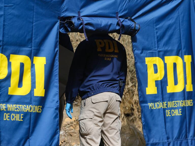 Hallan cadáver con heridas de bala en San José de Maipo: estaba en cercanías de una represa y bajo el agua