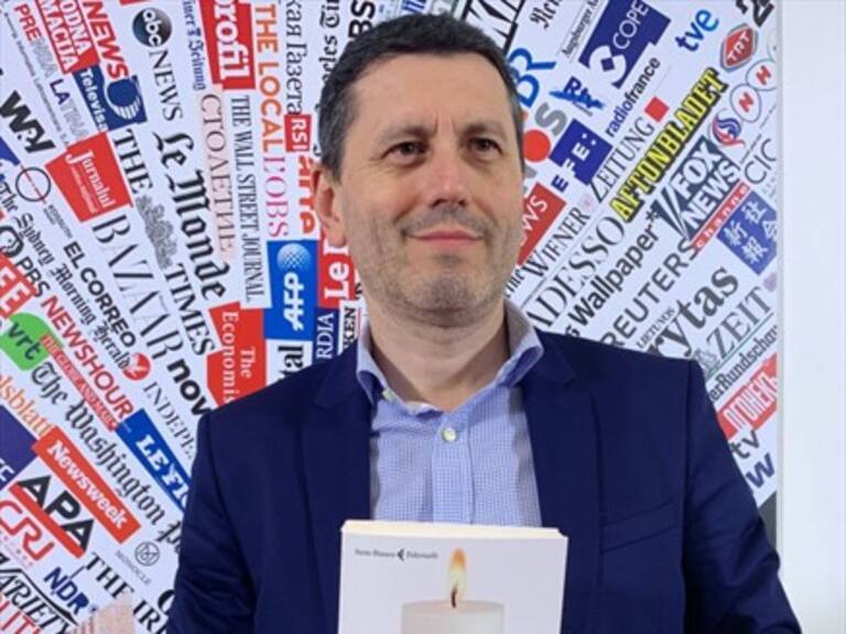 Periodista francés destapa círculo homosexual de Pinochet que encubrió a Karadima