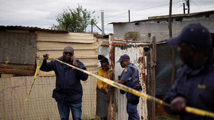 Asesinados “al azar”: tiroteo masivo deja 10 muertos y 10 heridos en Sudáfrica
