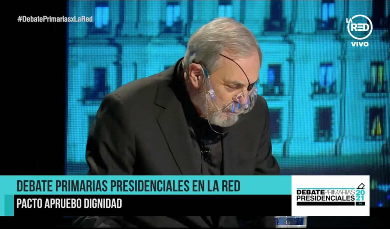 "Horrible pregunta": tuiteros criticaron a Santiago Pavlovic por pregunta a Gabriel Boric sobre salud mental