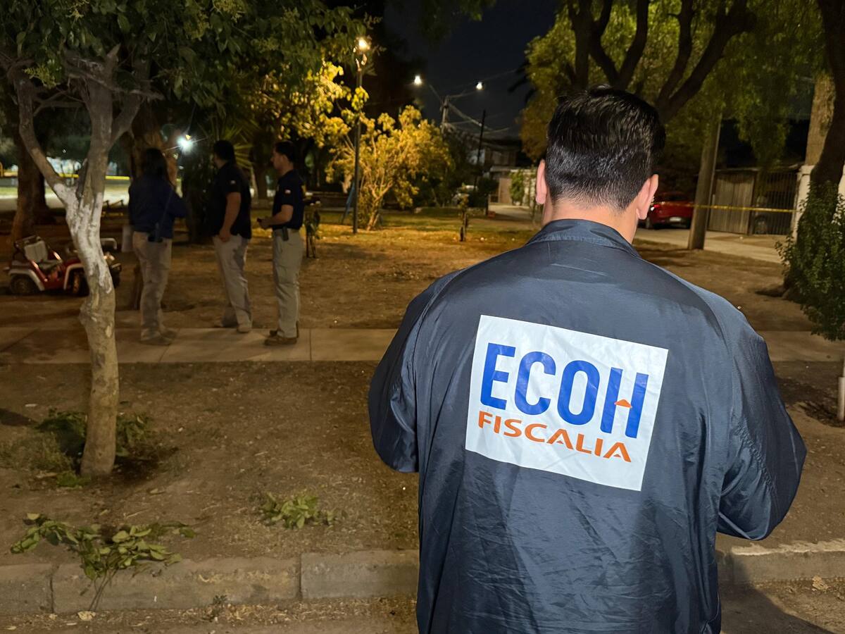 Riña termina con un hombre muerto en plena Alameda: víctima fue apuñalada