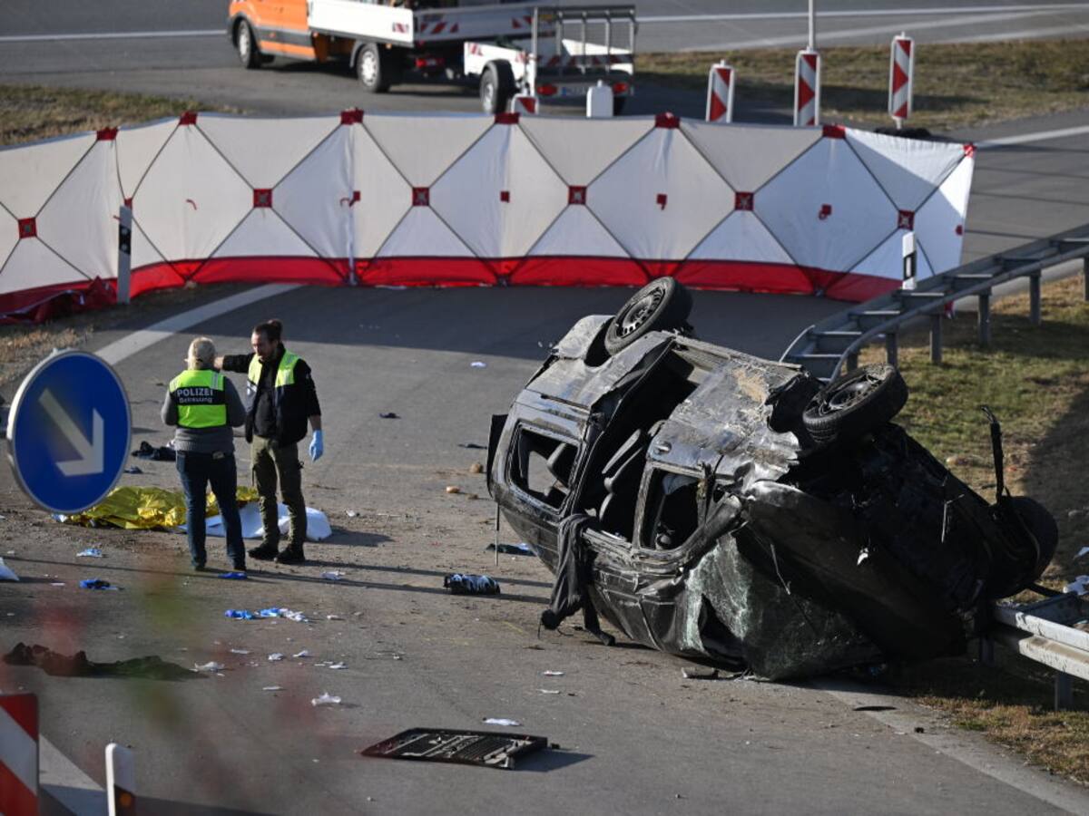 Alemania: accidente de minibús deja al menos siete muertos