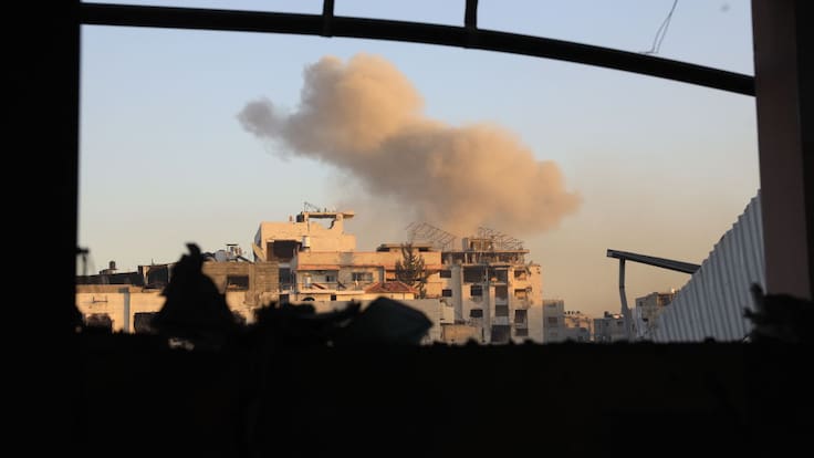 China pide un proceso para la recuperación de Siria y el fin de los ataque sobre Gaza