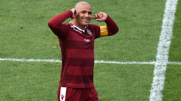 Está de vuelta: Deportes La Serena oficializó el regreso de Humberto Suazo al club
