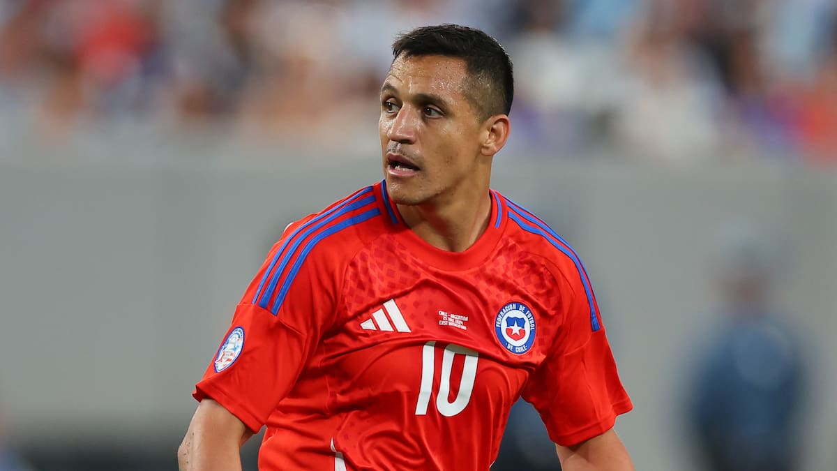 Con Sánchez y Zampedri: esta es la nómina de Chile para enfrentar a Paraguay y Ecuador por las Eliminatorias