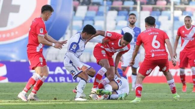 Deportes Antofagasta igualó con Curicó Unido y mantuvo a los sureños en zona de descenso