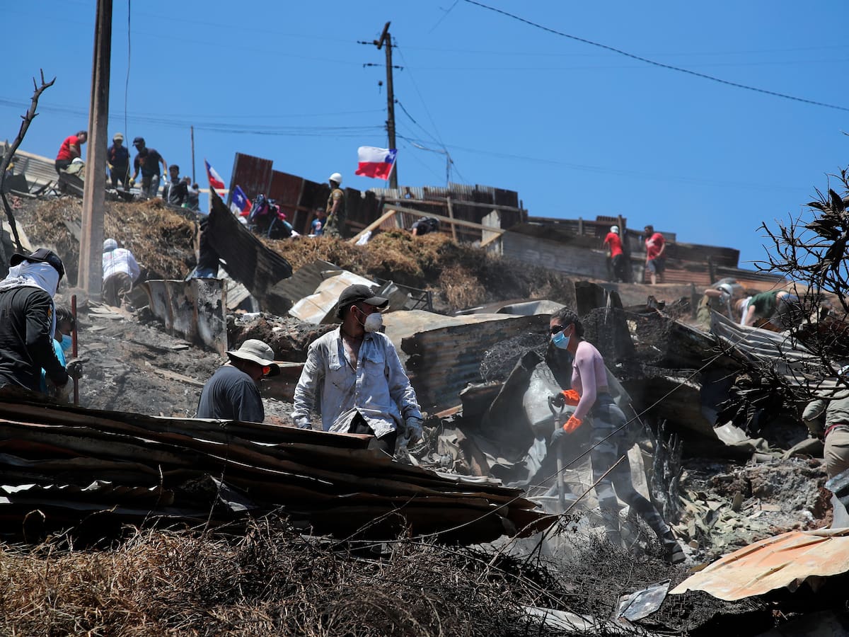 “Levantemos la V”: la importante iniciativa de Desafío Levantemos Chile que busca recaudar fondos para recuperar la región de Valparaíso