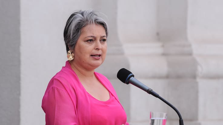 Jeannette Jara rechaza la intervención de las JJ.CC. con “muñecos nazis” de Kast y Kaiser: “Los DD.HH. son un valor para toda la sociedad chilena”