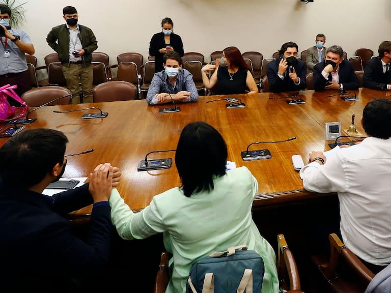 Comisión de Constitución de la Cámara inicia discusión por quinto retiro este lunes