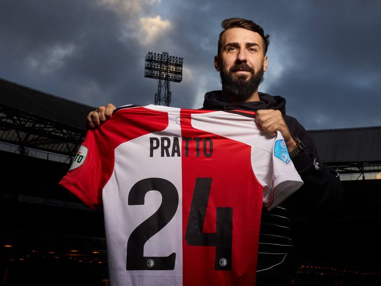 “Happy New Bear”: Feyenoord oficializó la llegada de Lucas Pratto con un particular mensaje