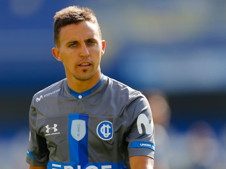 Diego Buonanotte saldría a préstamo desde la UC para recalar en Everton de Viña del Mar