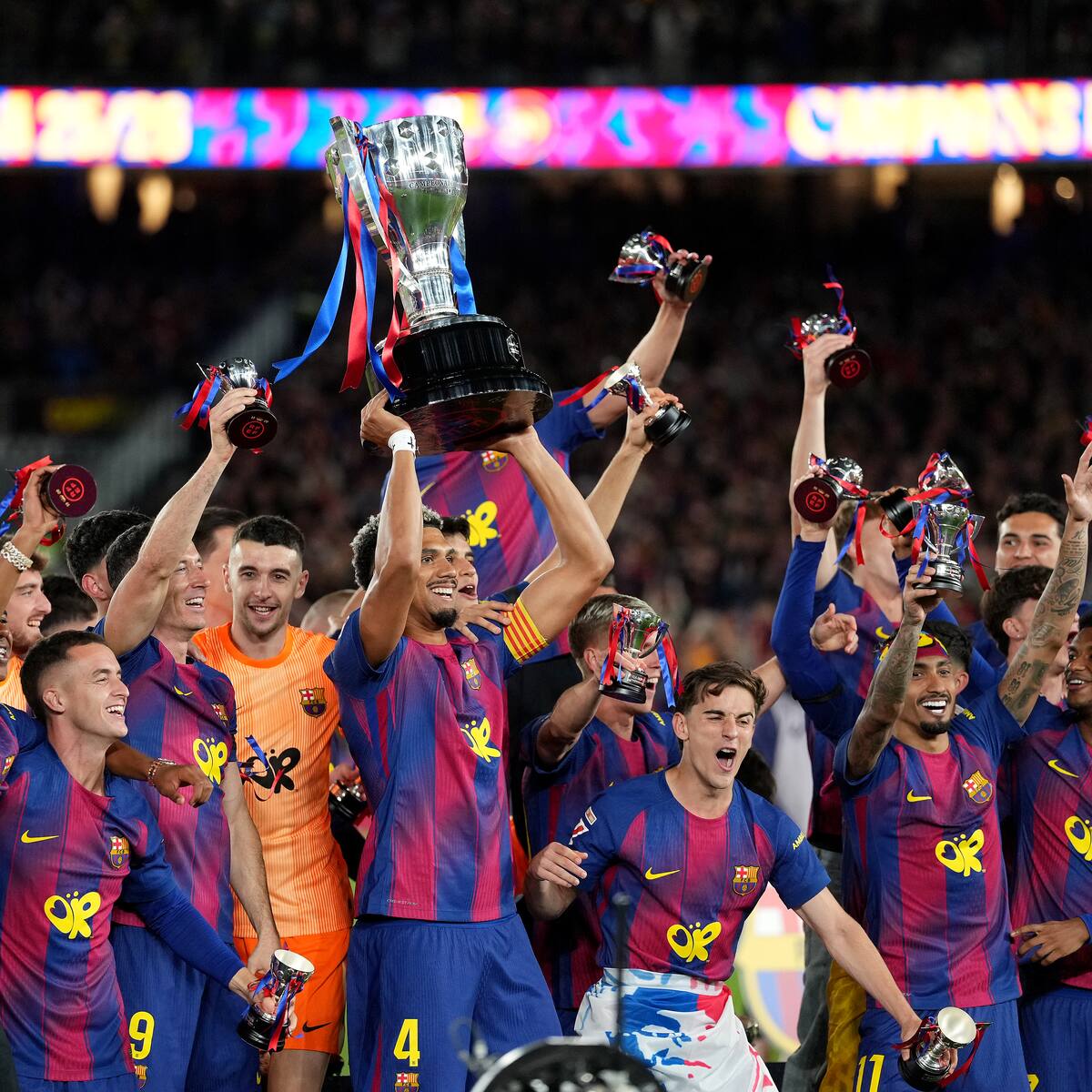 Barcelona festeja en la cara del Real Madrid: se queda con el clásico y levanta un inédito título de La Liga
