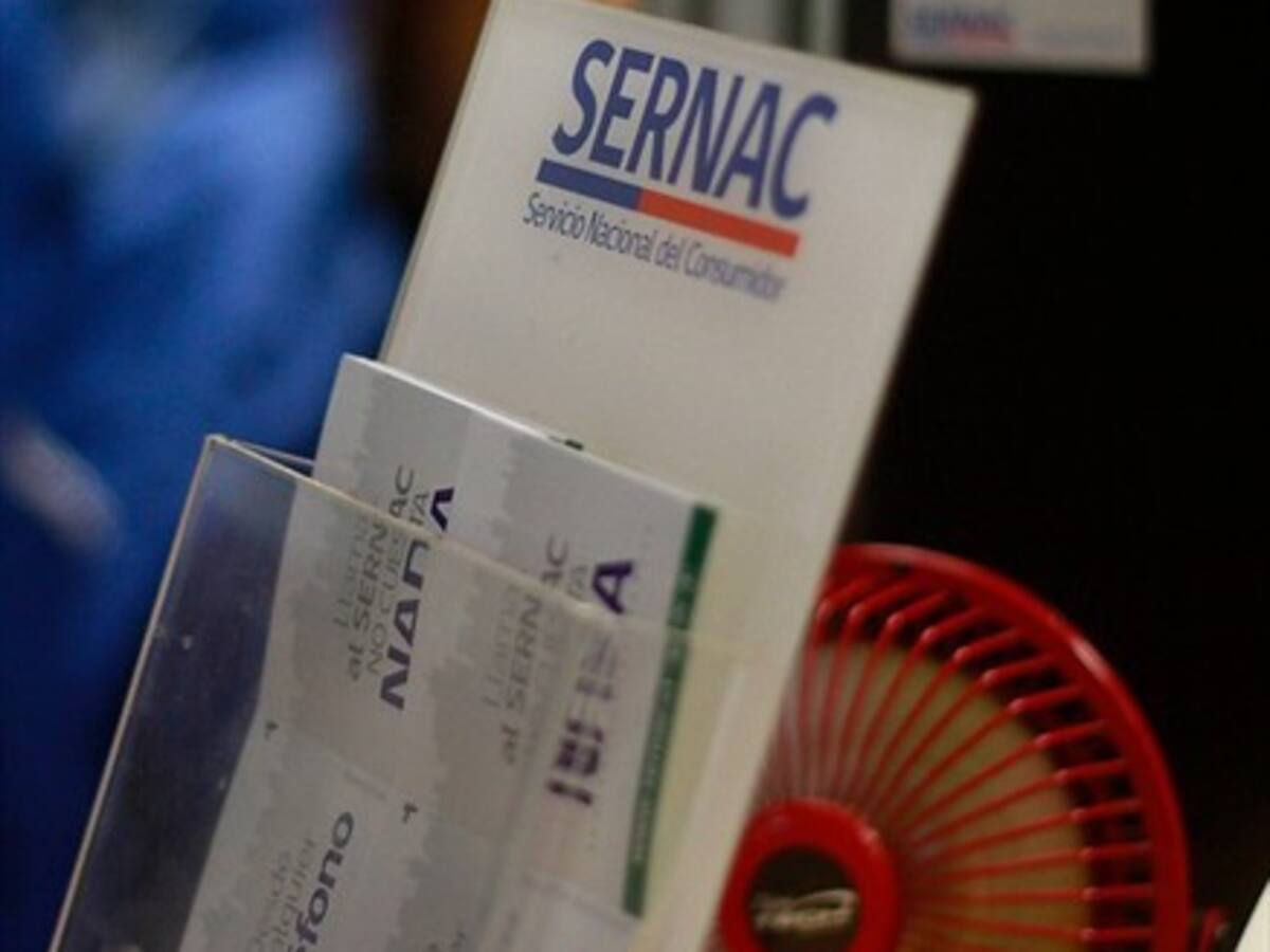 Cuatros bancos aceptan mediación con Sernac por cobros de comisiones en líneas de sobregiro