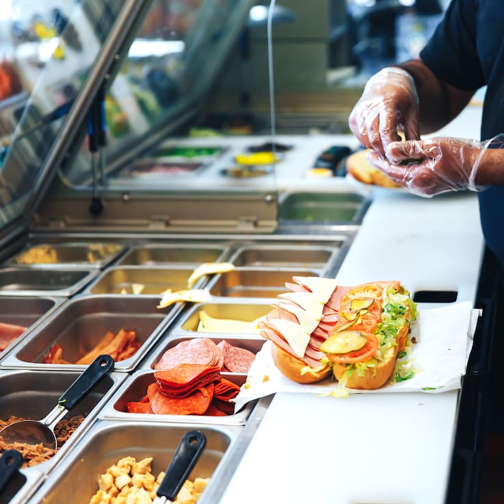 Famosa sandwichería estadounidense llega a Chile: ¿Dónde queda su primer local?