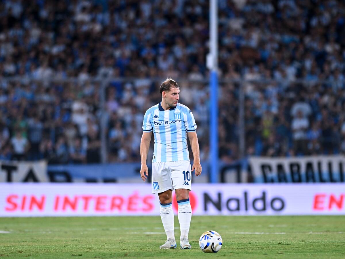 Drama en Argentina: compañero de Damián Pizarro en Racing sufre intento de robo y resulta apuñalado