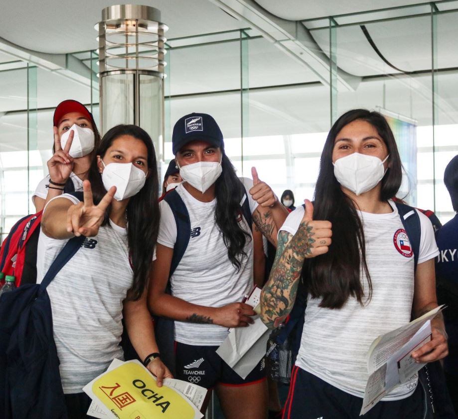 La Roja Femenina llegó a Sapporo luego de 3 días de viaje