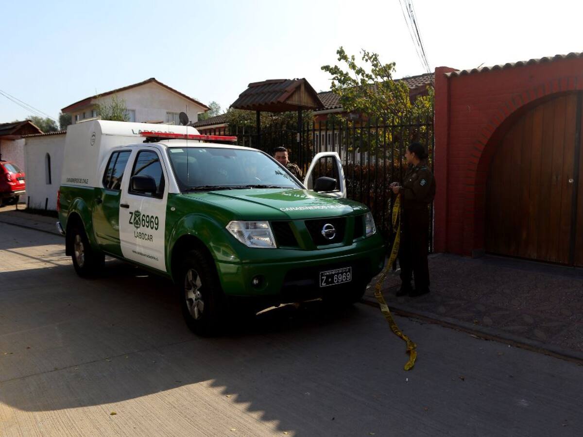 Nueva modalidad de robo en Pudahuel: grupo que “compartía” intentó encerrar a conductor para asaltarlo