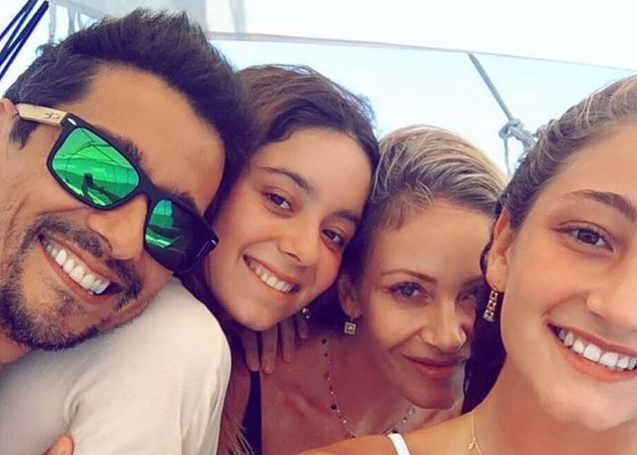 Rafael Araneda celebra el cumpleaños de su hija