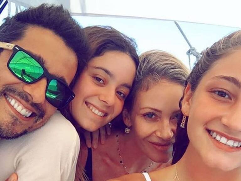 Rafael Araneda celebra el cumpleaños de su hija