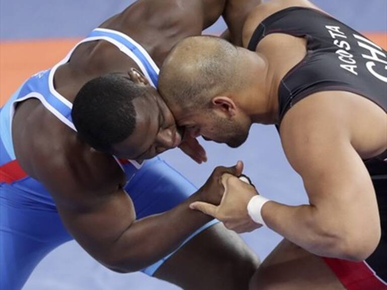 Luchador ganador del oro, Mijaín López, indicó que ve a Yasmani Acosta como el mejor del mundo