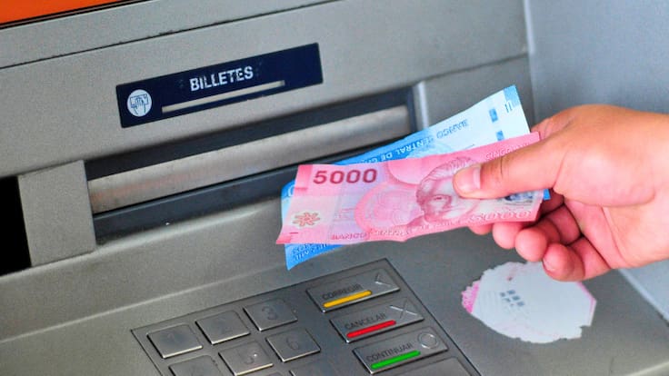 Viralizan inesperado método para robar dinero en los cajeros automáticos: “Estaba atascada”