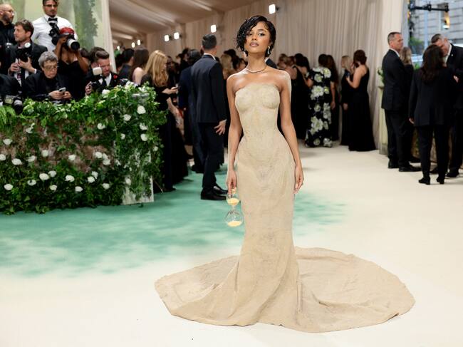 NEW YORK, NEW YORK - MAY 06: Tyla attends The 2024 Met Gala Celebrating "Sleeping Beauties: Reawakening Fashion" at The Metropolitan Museum of Art on May 06, 2024 in New York City. (Photo by Dimitrios Kambouris/Getty Images for The Met Museum/Vogue)