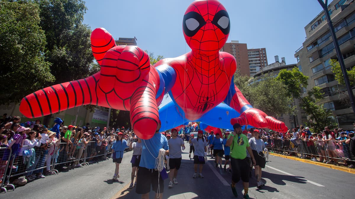 Paris Parade 2026 regresa a Santiago con 13 globos gigantes: fecha, dónde será y cómo asistir gratis