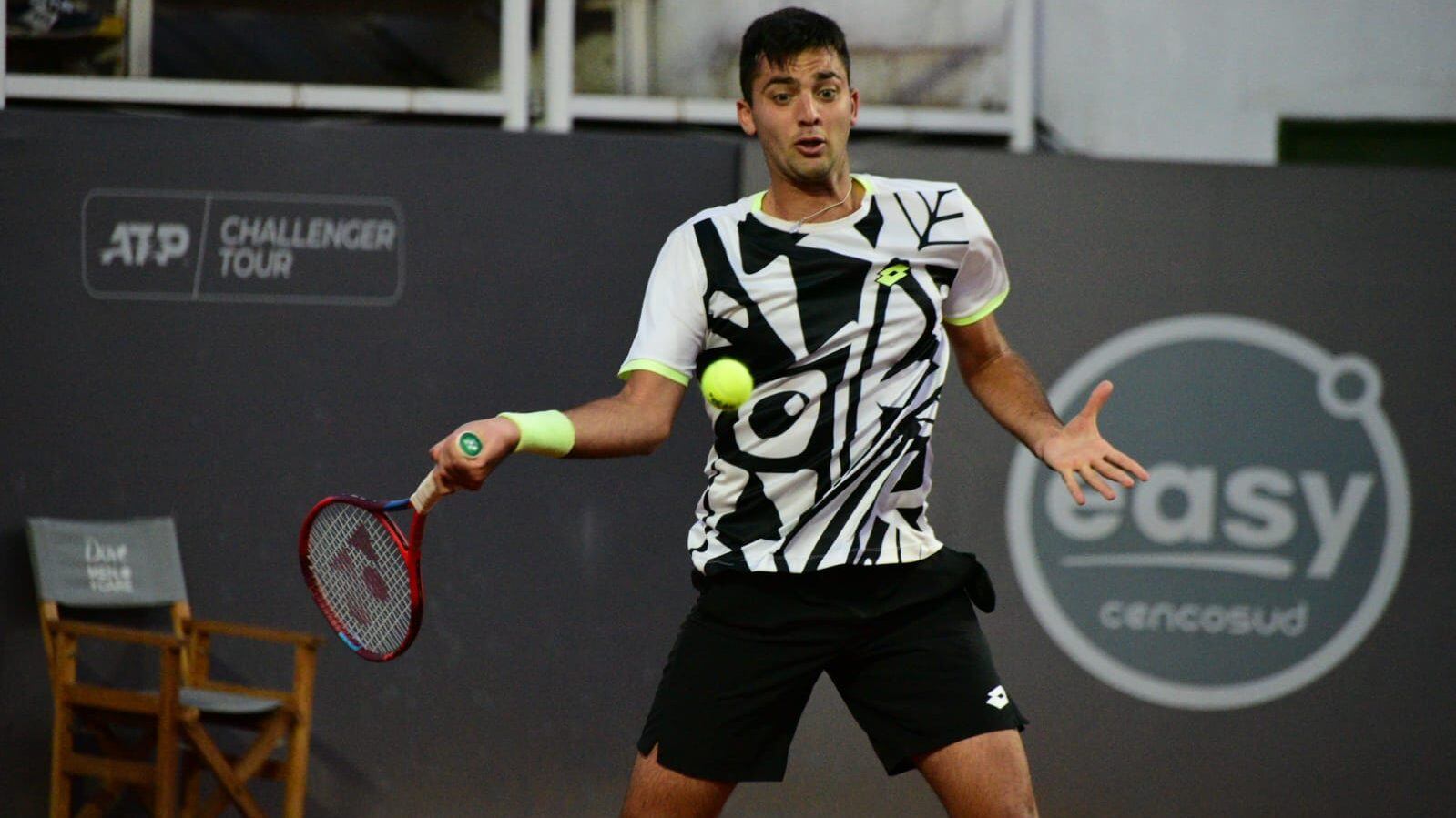 Tomás Barrios se derrumbó en el último set y quedó eliminado en semifinales del Challenger de Santiago 3