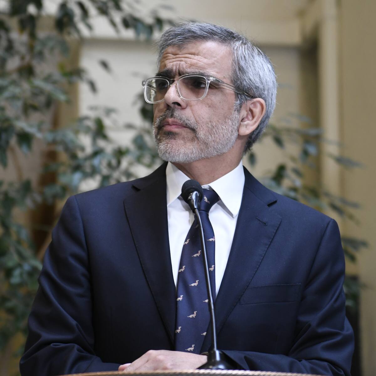 Control migratorio: ministro Cordero dice que recursos militares están “a full capacidad” en pasos fronterizos del norte
