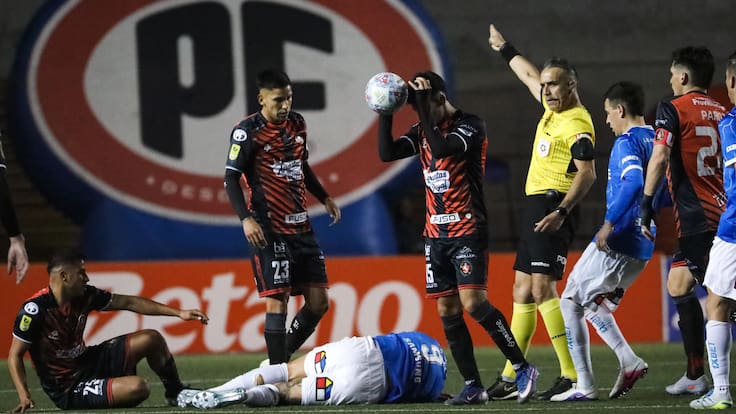 La UC se reengancha en la pelea por el título, pero con un costoso triunfo ante Deportes Limache