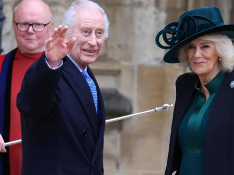 Rey Carlos III reaparece en público por primera vez desde anuncio de diagnóstico de cáncer