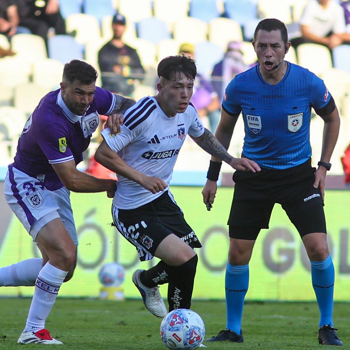 Programación fútbol chileno: ¿Qué partidos se juegan hoy, 26 de abril, y quién transmite?