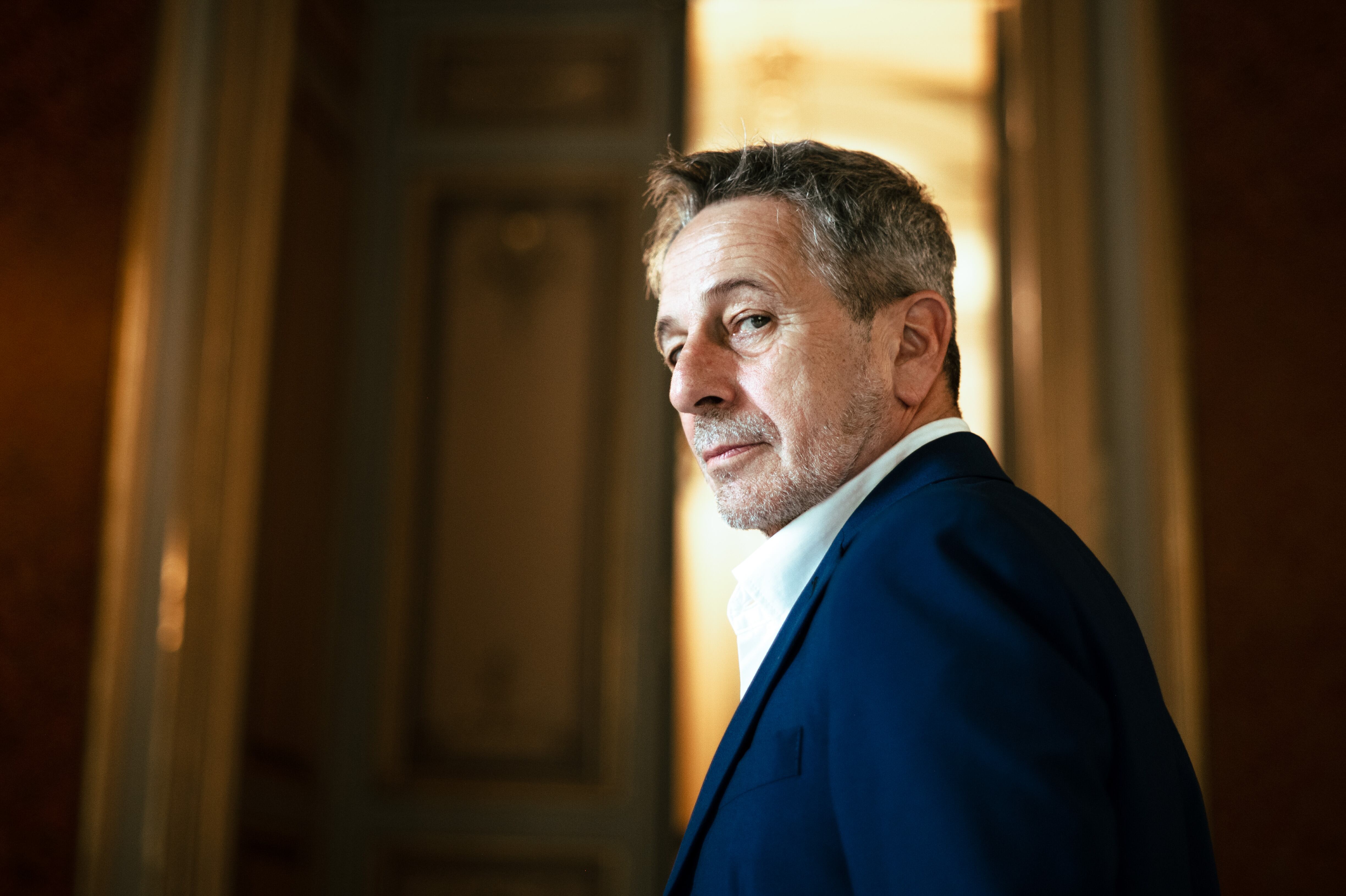 MADRID, SPAIN - SEPTEMBER 06: (EXCLUSIVE COVERAGE) Chilean Actor Alfredo Castro poses during a portrait session at Casa de América on September 06, 2023 in Madrid, Spain. (Photo by Beatriz Velasco/Getty Images)