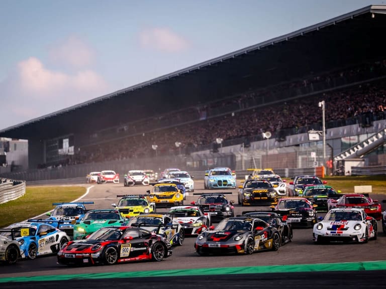 24 Horas de Nürburgring 2026: dónde, cómo y cuándo ver en vivo la carrera de Max Verstappen y del chileno Benjamín Hites